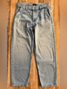 UNIQLO Men’s Light Wash Wide Tapered Barrel Leg Jeans Size Small 27-30 Unisex